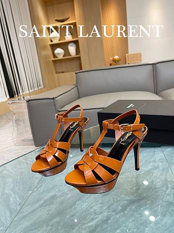 YSL Tribute Platform Sandals In Brown Patent Leather 10,5 cm