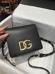 D&G Calfskin Crossbody 3.5 Bag Black size 18 x 16 x 8 cm - 1