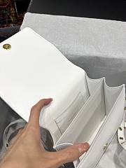 D&G Calfskin Crossbody 3.5 Bag White size 18 x 16 x 8 cm - 6