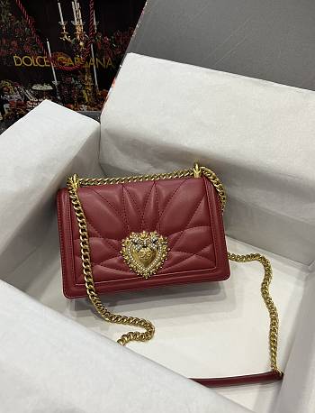 D&G Medium Devotion Bag In Red Quilted Nappa Leather 21x14.5x3 cm