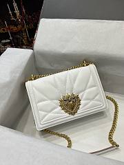 D&G Medium Devotion Bag In White Quilted Nappa Leather 21x14.5x3 cm - 1