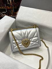 D&G Medium Devotion Bag In Silver Quilted Nappa Leather 21x14.5x3 cm - 1