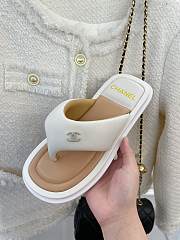 Chanel Leather Flip Flops White - 6