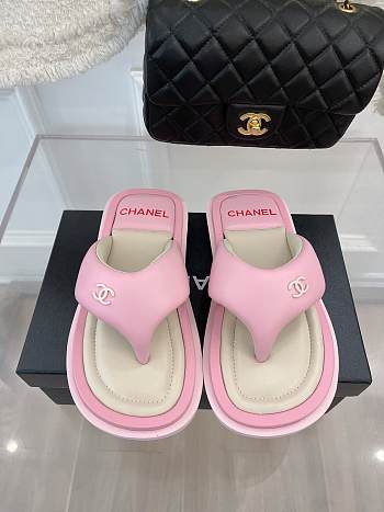 Chanel Leather Flip Flops Light Pink