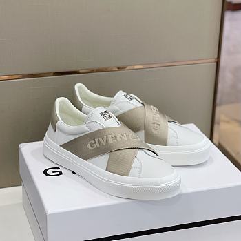 Givenchy City Sport Leather Sneakers Beige
