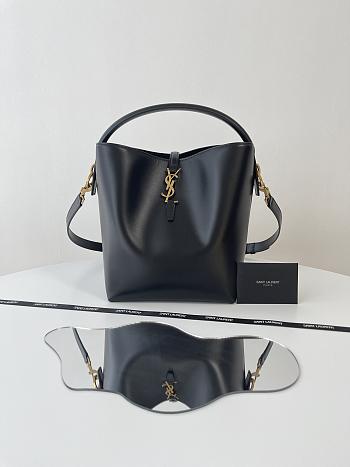 YSL Le 37 In Shiny Leather Black size 20 x 25 x 16 cm  