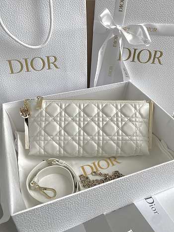 Dior Club Bag White Cannage Lambskin size 27 x 12 x 5 cm