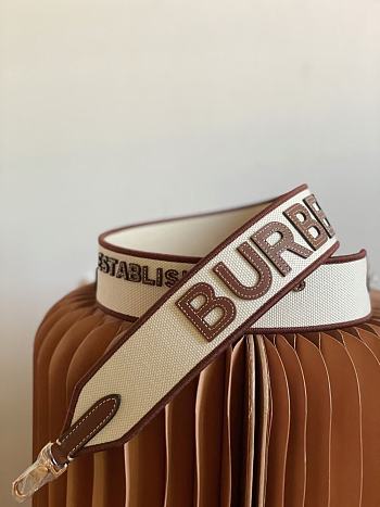 Burberry Strap 01
