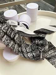 Dior Plan De Paris Mitzah Scarf Black and White Silk Twill 6x100 cm - 5