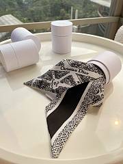 Dior Plan De Paris Mitzah Scarf White and Black  Silk Twill 6x100 cm - 4