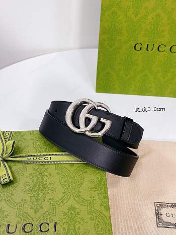 Gucci Leather Belt with Shiny Silver Double G Buckle 3.0 cm