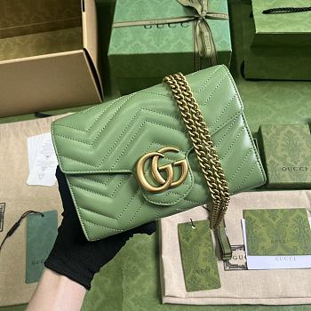 GUCCI GG Marmont Mini Bag Green ‎474575 size 20 x 13 x 6 cm