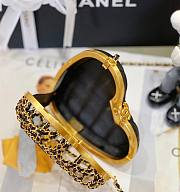 Chanel 23s Heart Minaudiere Lambskin Black Size 12x11x3 cm - 2