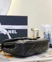Chanel Small Flap Bag Black Lambskin AS4012 size 21x12x7 cm - 3