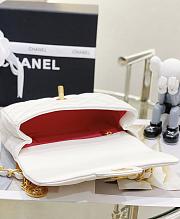Chanel Small Flap Bag White Lambskin AS4012 size 21x12x7 cm - 2