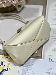 Dior Small Key Bag Dusty Ivory Box Calfskin size 22 x 12.5 x 12 cm - 4