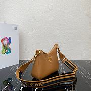 Prada Brown Leather Shoulder Bag size 24 x 18 x 6 cm - 6