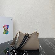 Prada Clay Gray Leather Shoulder Bag size 24 x 18 x 6 cm - 4