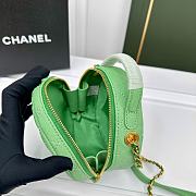 CHANEL | Small Vanity Case Green - 5