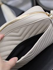 YSL LOU CAMERA BAG IN QUILTED LEATHER WHITE SIZE 23X16X6 CM - 2