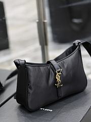 YSL LE À 7 In Black Smooth Leather - 25x15x6 cm - 4