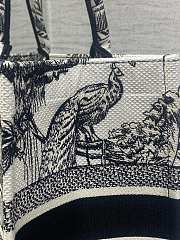 DIOR Book Tote Oblique Embroidery Size 36 cm - 6