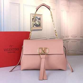 VALENTINO Garavani Vring Leather Handbag In Light Pink