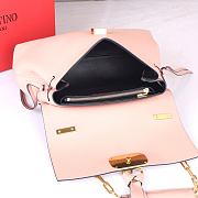 VALENTINO Garavani Vring Leather Handbag In Light Pink - 3