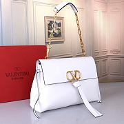 VALENTINO Garavani Vring Leather Handbag In White - 6