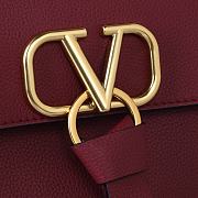 VALENTINO Garavani Vring Leather Handbag In Red - 5