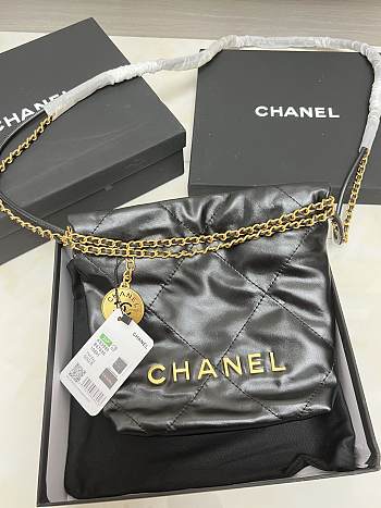 CHANEL|22 Hand Bag In Black Gold Hardware Size 20x18x6 cm