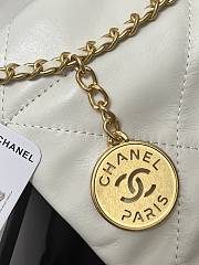 CHANEL|22 Hand Bag In White Gold Hardware Size 20x18x6 cm - 4