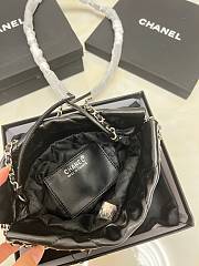CHANEL|22 Hand Bag In Black Silver Hardware Size 20x18x6 cm - 2