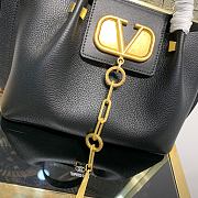 VALENTINO | Garavani Vlogo Escape Tote Bag In Black Size 31x25x15 cm  - 2