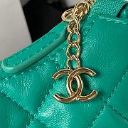 CHANEL | Clutch With Chain Lambskin & Shiny Light Gold Metal Lilac Green - 2