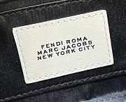 FENDI | Baguette White leather Fendi by Marc Jacobs bag Size 27 cm - 2