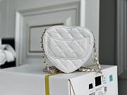 CHANEL | Mini Heart Shape Bag Pre-Spring 2022 White - 11 x 12 x 4.5cm - 6
