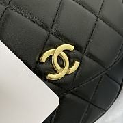 CHANEL | Handle Bag In Black Size 16 cm - 2