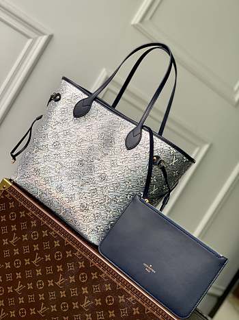 LV-Neverfull MM In Silver Size 31x28x14 cm