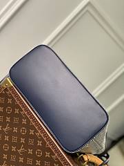 LV-Neverfull MM In Silver Size 31x28x14 cm - 3