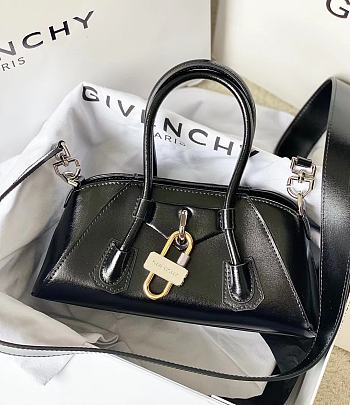 Givenchy Mini Antigona Stretch bag in Box leather Black