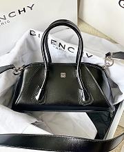 Givenchy Mini Antigona Stretch bag in Box leather Black - 3