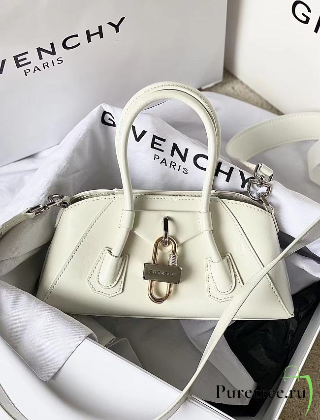 Givenchy Mini Antigona Stretch bag in Box leather White - 1