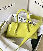 Givenchy Mini Antigona Stretch bag in Box leather Green - 5