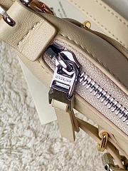 GIVENCHY | Mini Voyou bag in leather Beige - 3
