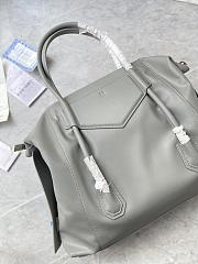 GIVENCHY | Antigona Soft medium leather bag Grey - 4