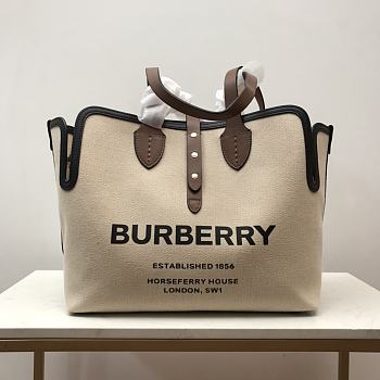 BURBERRY | Women The Medium Soft Cotton Canvas Belt Bag-Beige