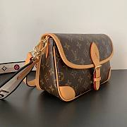 Louis Vuiton Diane Monogram Canvas - Handbags Size 24x15x9 cm - 5