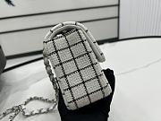 CHANEL | Vintage Classic Double Flap Bag In White/Black Size 20 cm - 5