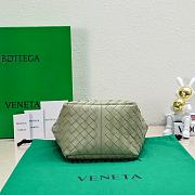 BOTTEGA VENETA | Small Flip Flap In Ligh Green Size 23x18.5x15 cm - 2
